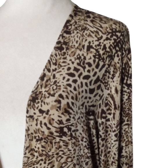 Chicos Travelers Slinky Knit Tie Front Leopard Print Cardigan Vacation Size 3 XL - Picture 3 of 7